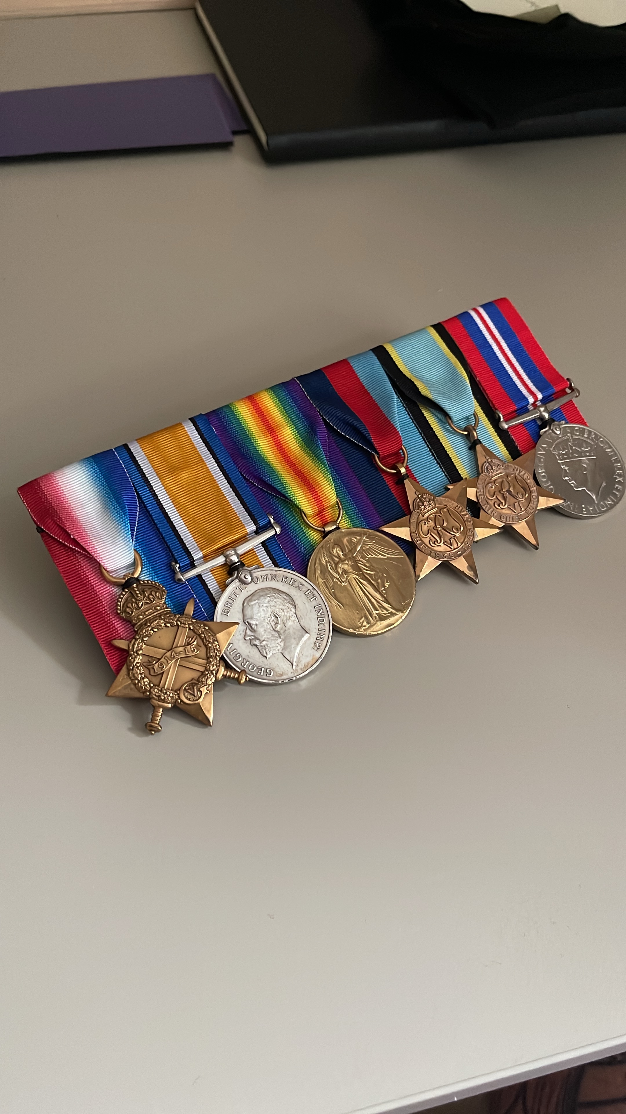 Court mounted medal set